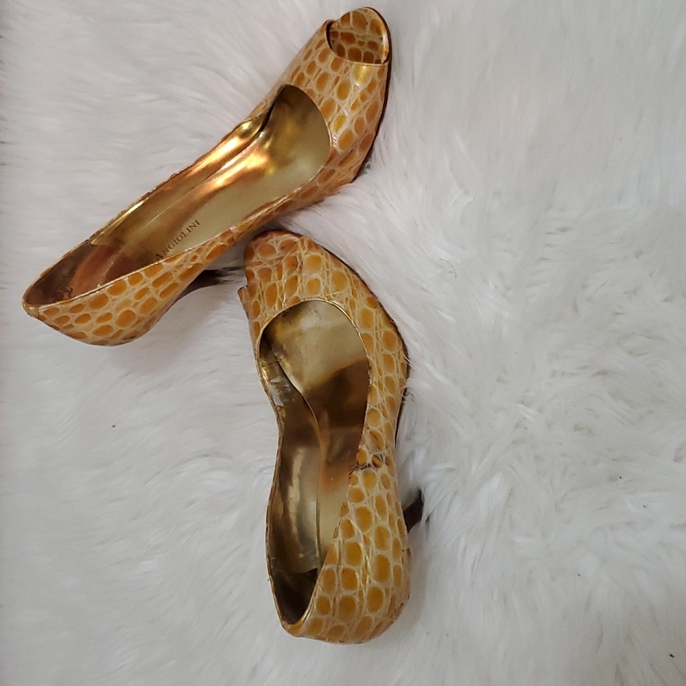 Yellow Enzo Angiolini Heels